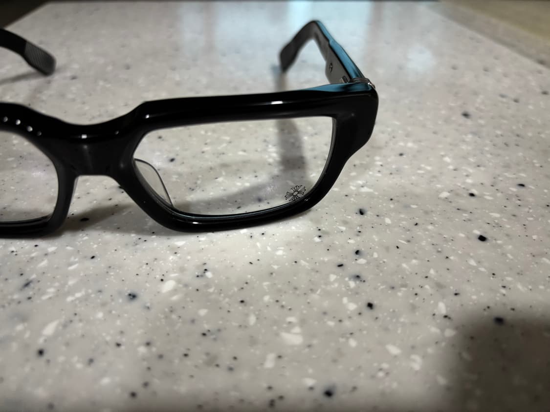 크롬하츠 2 Thick (투띡) 안경 - (언에듀, 로얄44 착용) 상품이미지10