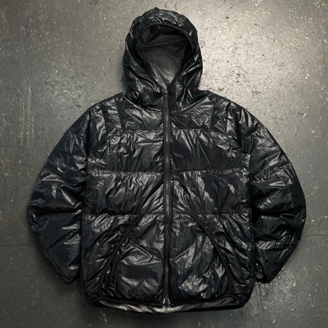 90 캠프세븐 아웃도어 리버시블 경량 유광패딩 상품이미지3