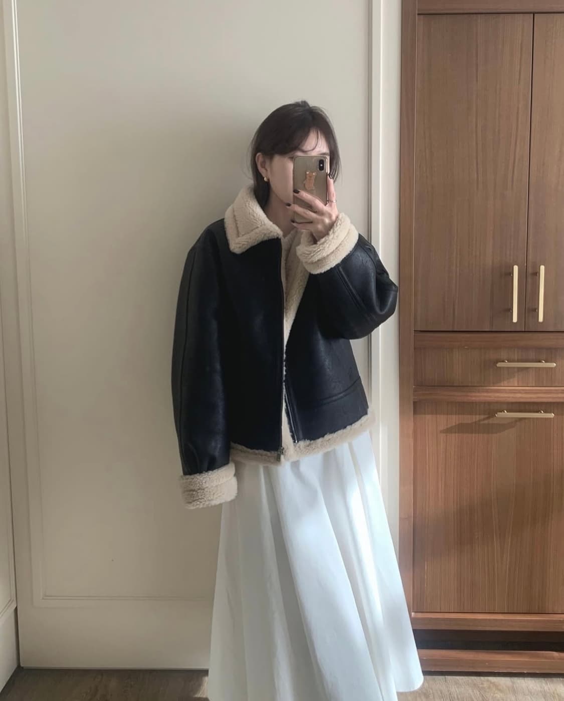 새상품) 메리어라운드 자체제작 비건 레더 무스탕 자켓 블랙 상품이미지2