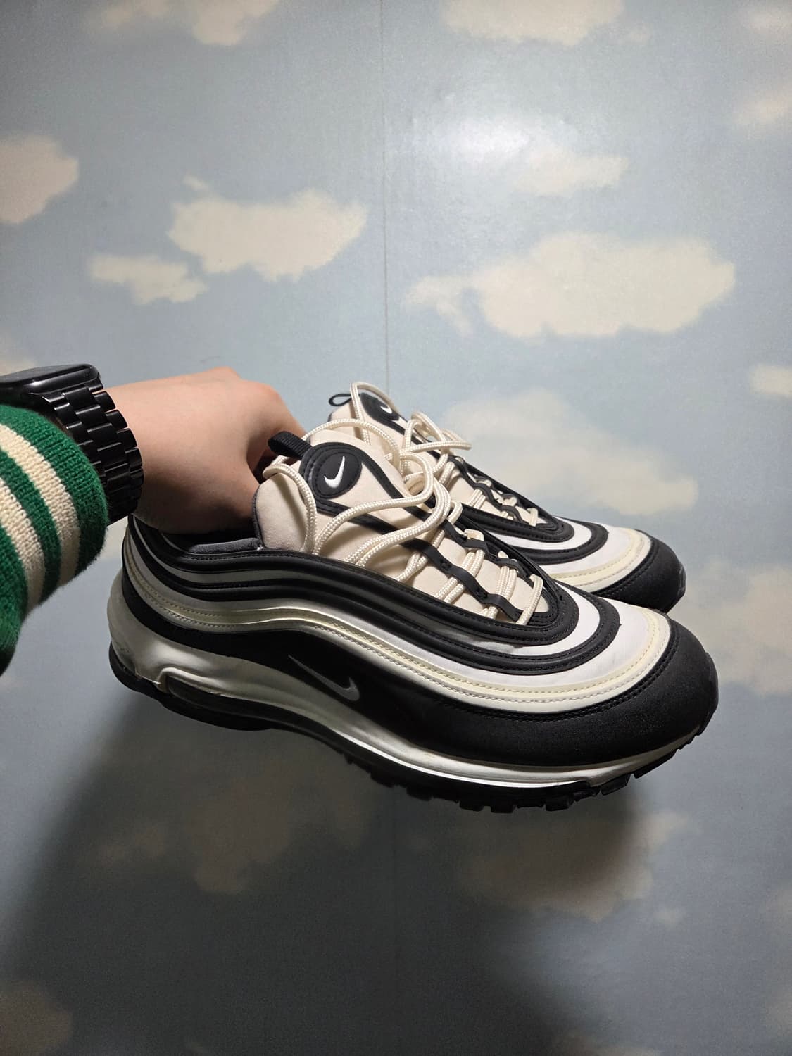 나이키 에어맥스 97 블랙 팬텀 코코넛 밀크 상품이미지2
