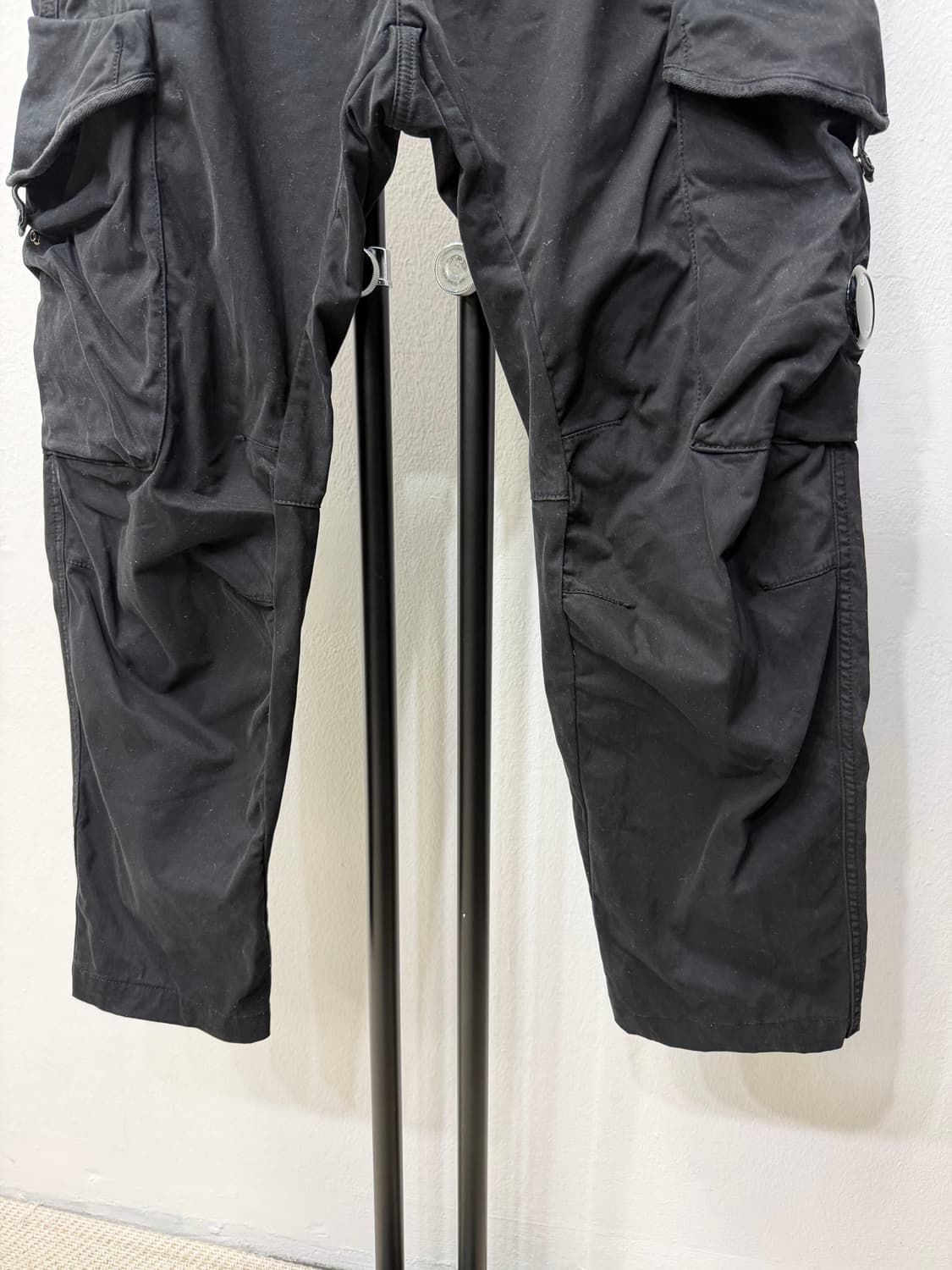 정품) CP컴퍼니 신형 FW 렌즈 블랙 카고 바지 52(38) 상품이미지4