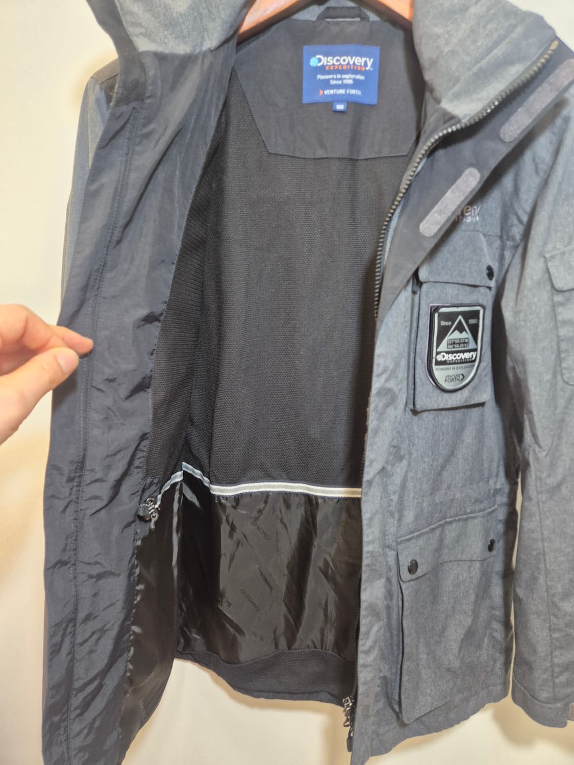 디스커버리 익스페디션 남성 자켓 그레이 100
 사이즈   상품이미지5