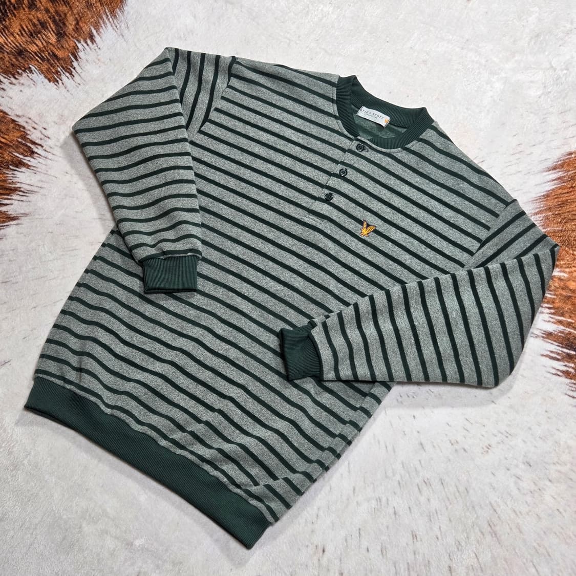 라일앤스콧 단가라 니트 상품이미지1