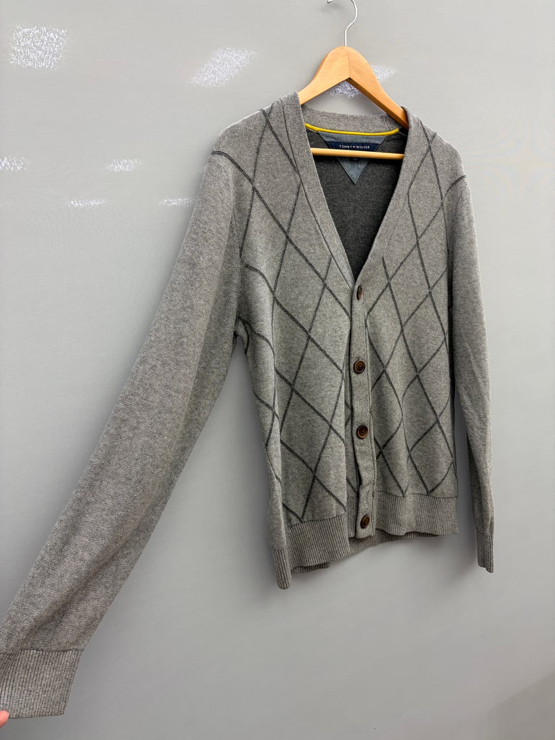 타미힐피거 아가일 니트 가디건 그레이 상품이미지2