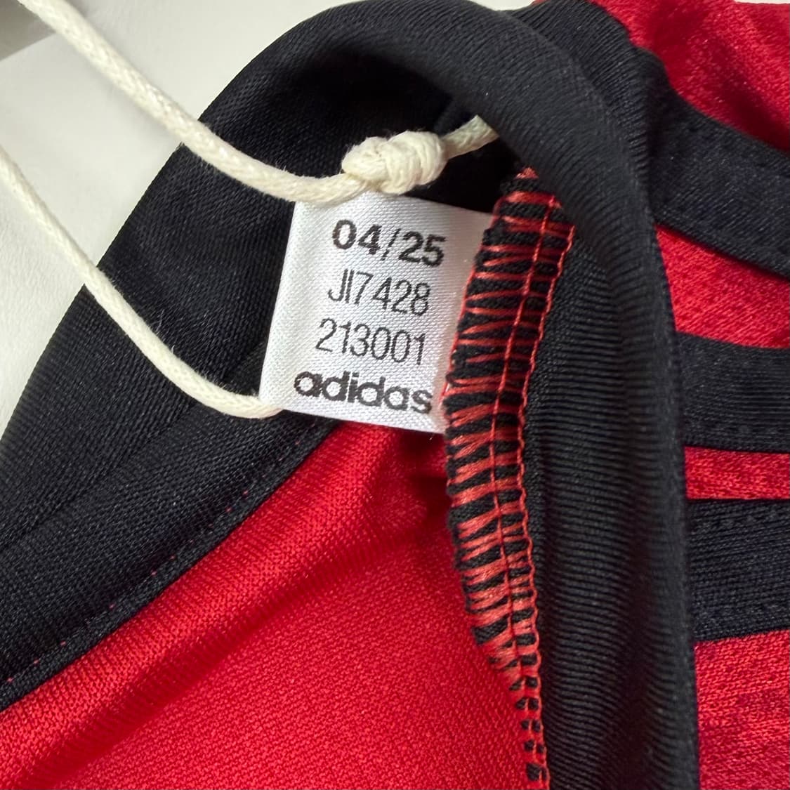 25-26 맨유 홈 음베모 유니폼 상품이미지5