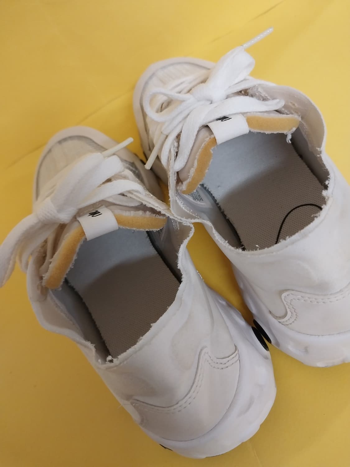 여성 나이키 리뉴 루센트 화이트 운동화 (235) 상품이미지6