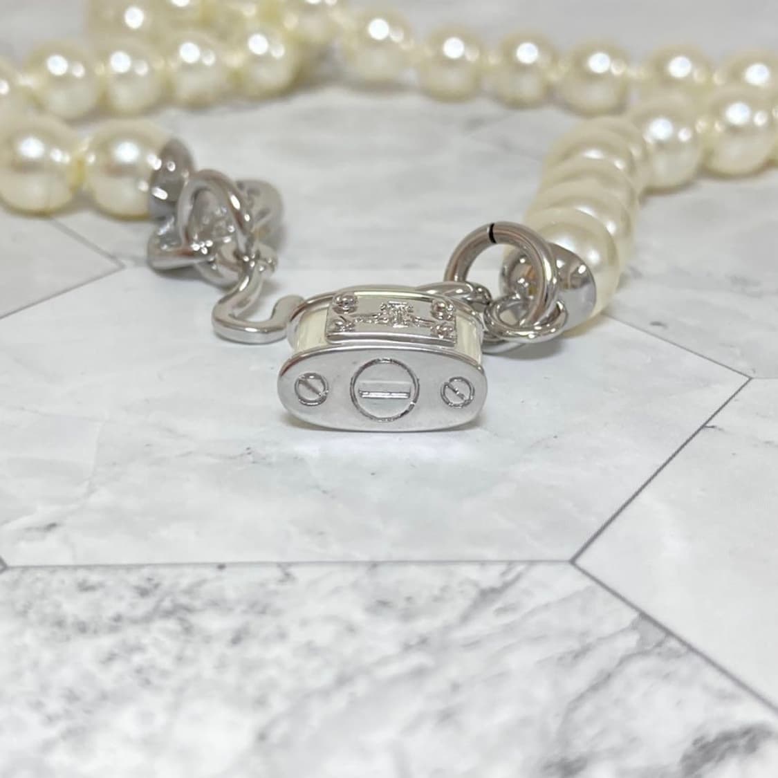 비비안웨스트우드 아카이브 orb자물쇠 진주 펄 초커(새상품) 상품이미지6