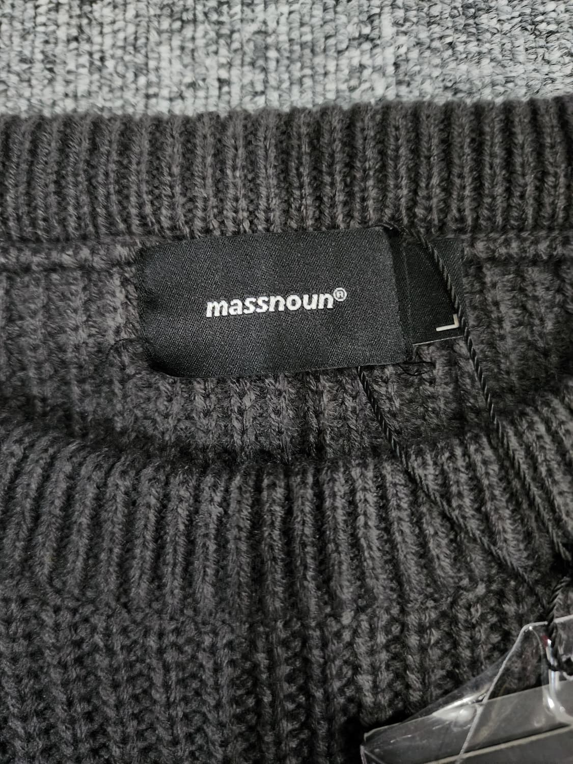 매스노운 멀티플 인시전 케이블 오버핏 니트 L 상품이미지5
