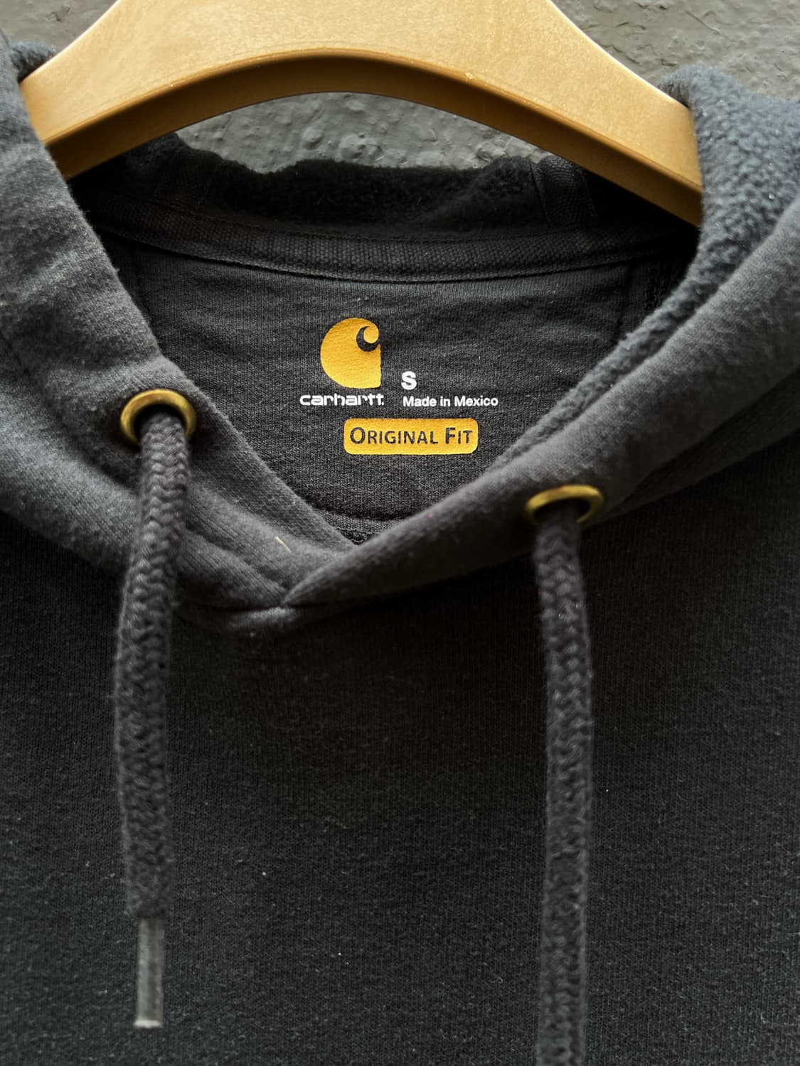 칼하트 블랙 후드티 오리지널핏 상품이미지3