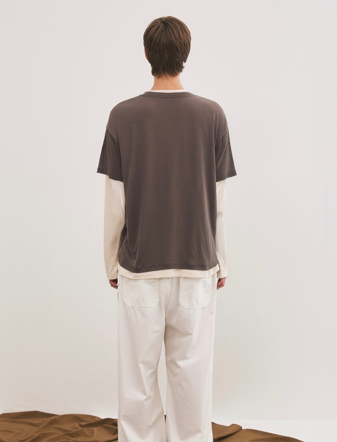 아비에무아 더블 레이어드 티셔츠 브라운 상품이미지3