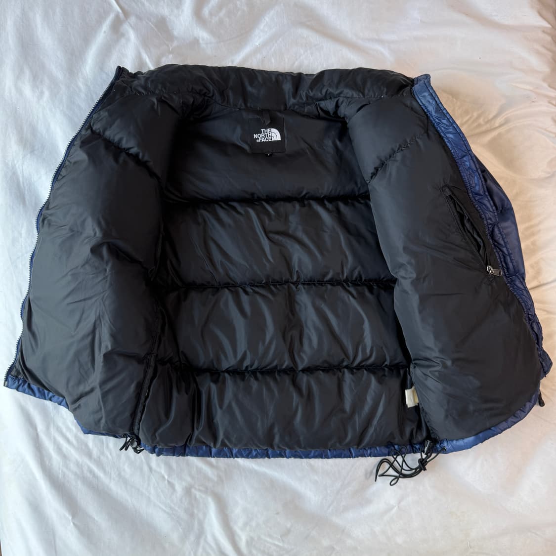 노스페이스 눕시 온볼 네이비 패딩 700필 M사이즈 상품이미지3