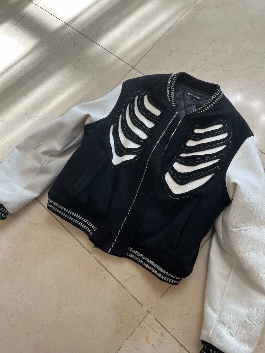 써저리 본 커팅 바시티 자켓 L사이즈(surgery) 상품이미지3