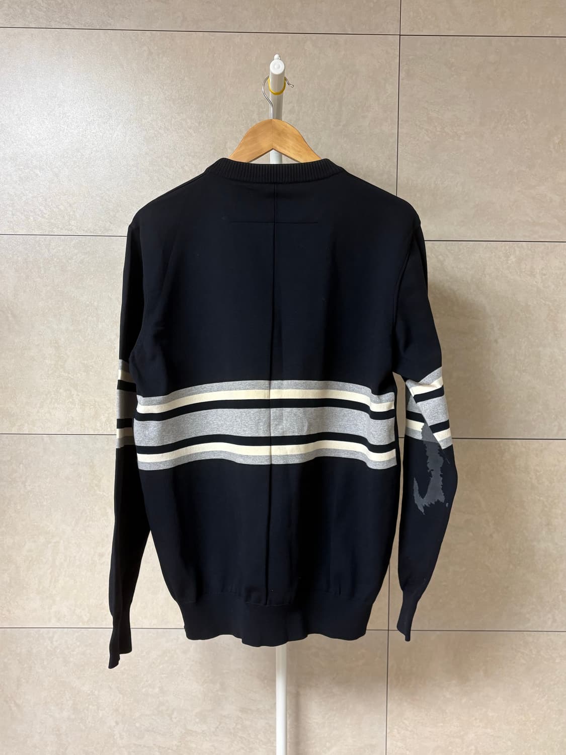 지방시 15ss 로트와일러 니트 상품이미지3