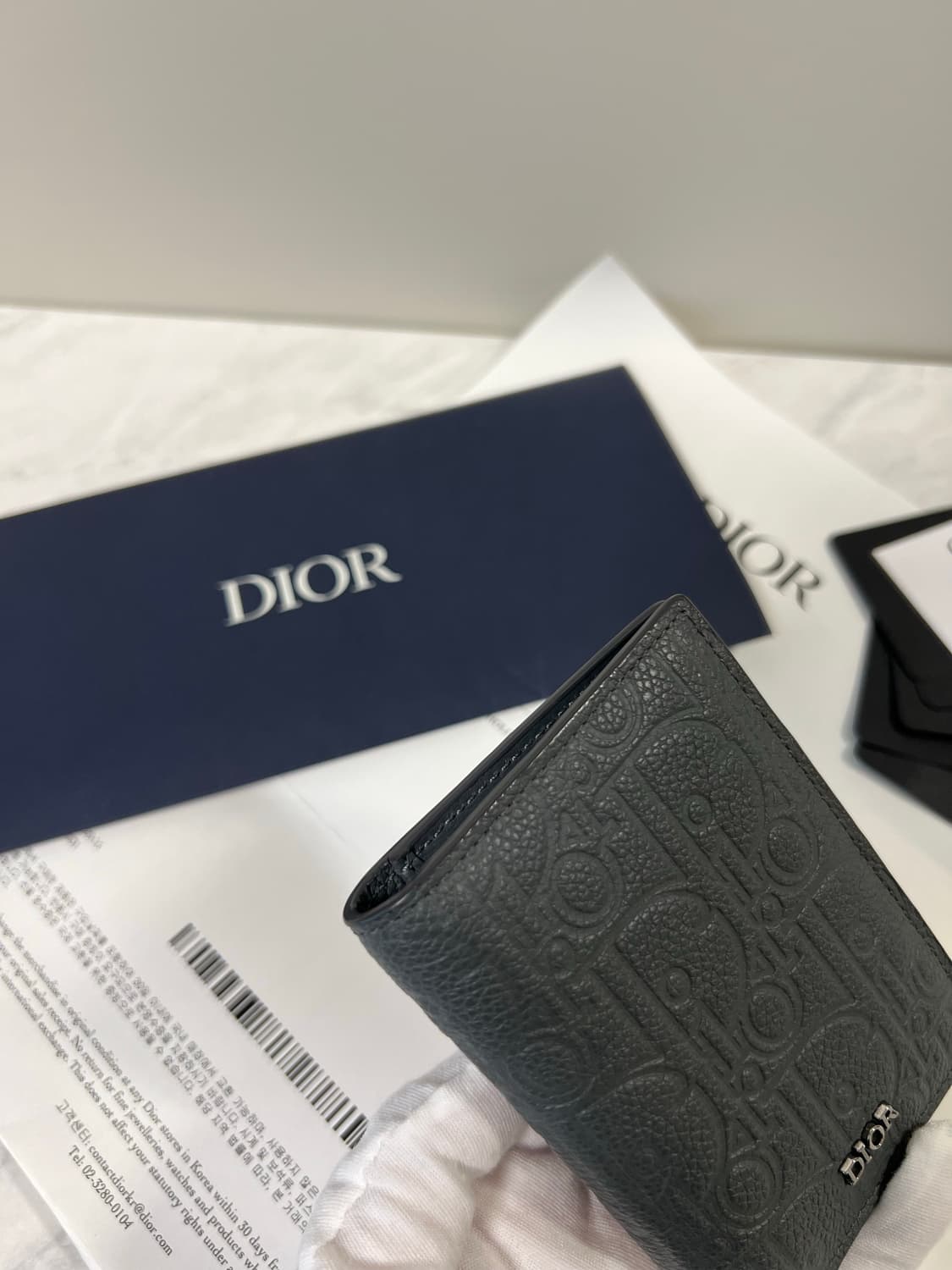 디올 그래비티 버티컬 오거나이저 지갑 상품이미지4