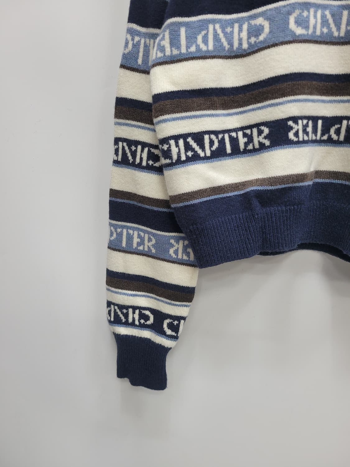 8 seconds 23SS 에잇세컨즈 크롭 니트 / 여 85 (S)
 상품이미지4