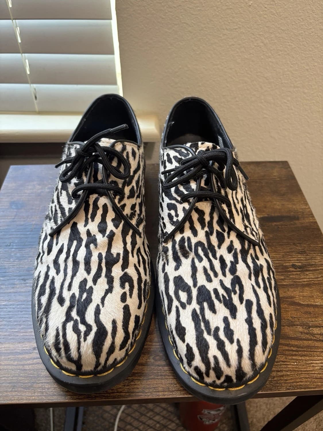 닥터마틴 x 와코 마리아 1461 타이거 카모 헤어 온 블랙 화이트 슈즈 상품이미지4