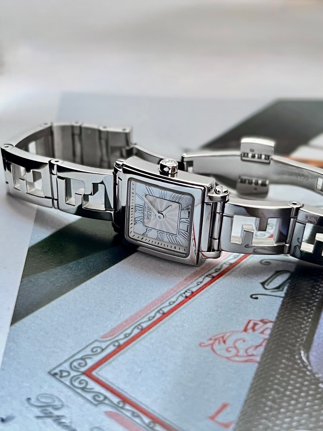 펜디 뉴 콰드로 여성 시계 / 정품감정. 케어 상품이미지7