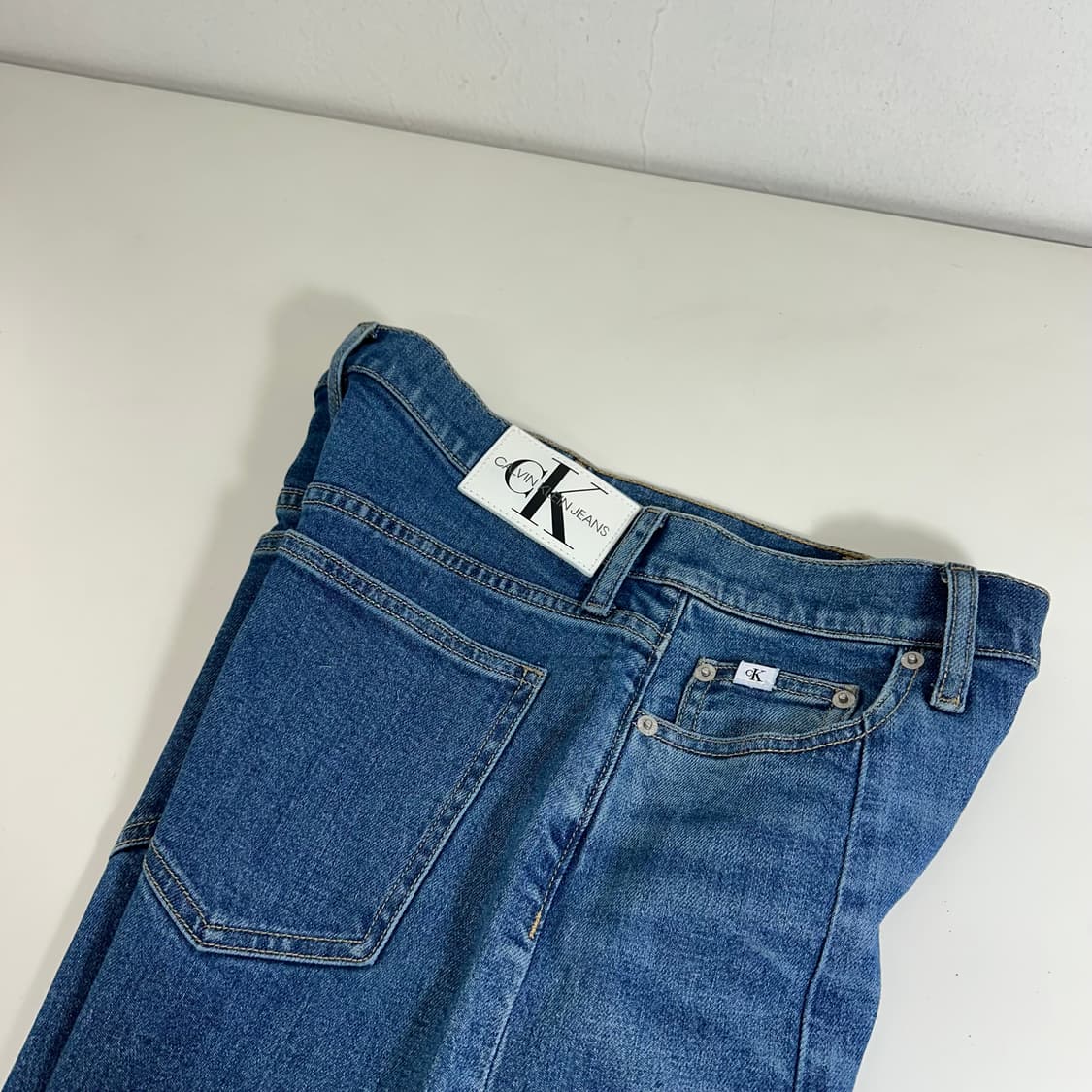 28 캘빈클라인 CK 중청 세미와이드 8부 데님팬츠 상품이미지2