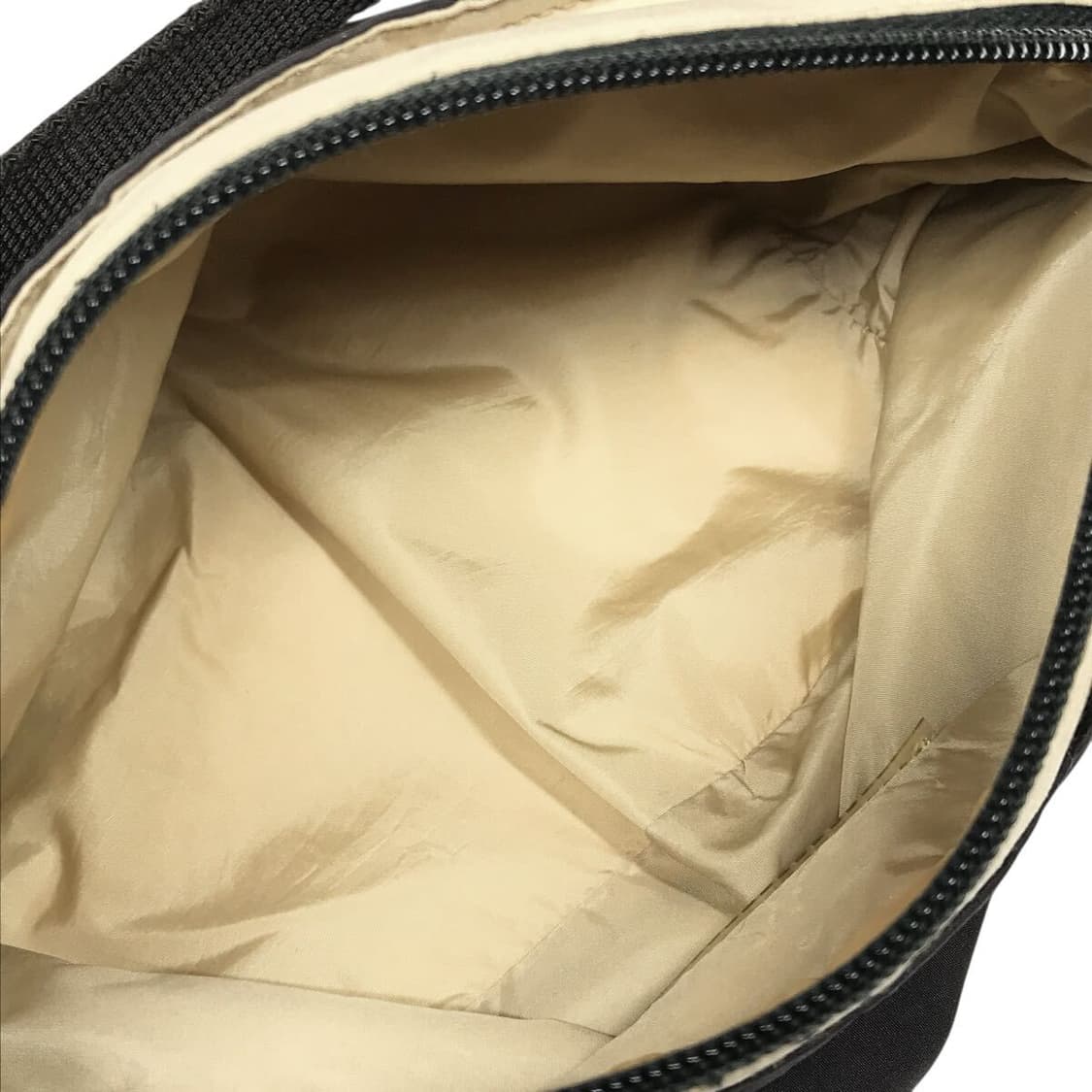 프라다 스포츠 나일론 런치백 핸드백 상품이미지9