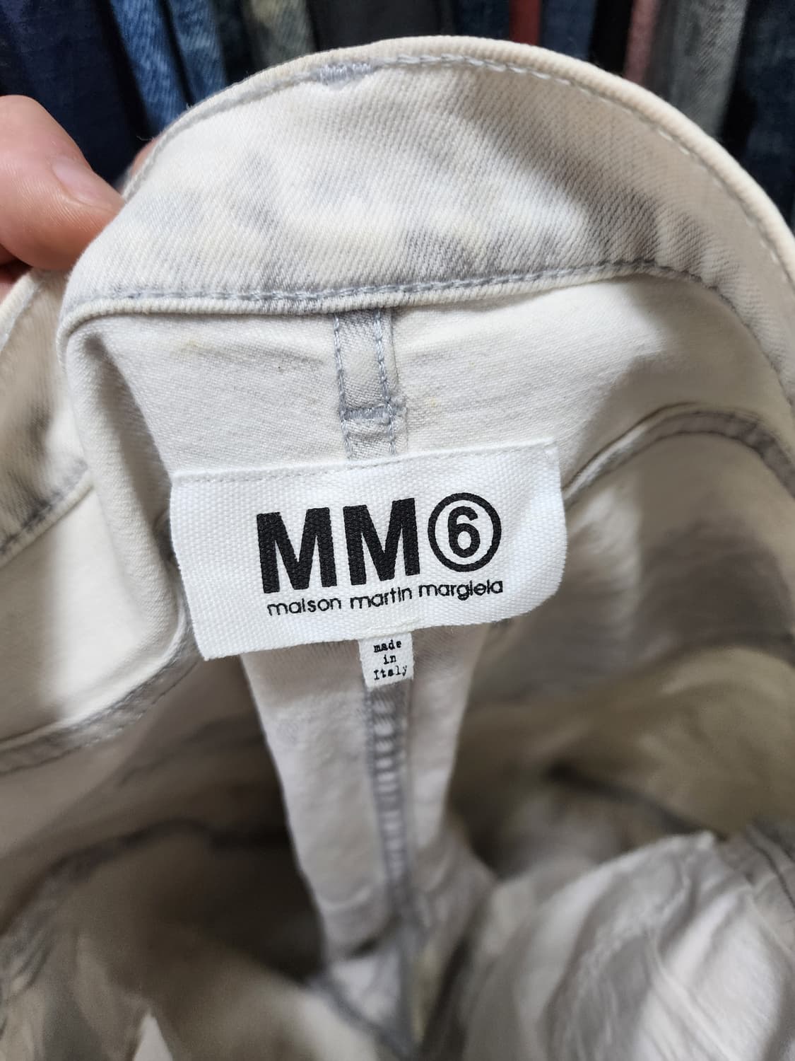 mm6 메종마르지엘라 더티 핸드페인팅 화이트 데님 상품이미지8