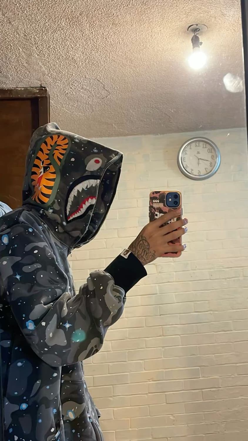 베이프 스페이스 카모 샤크 후드집업 상품이미지1