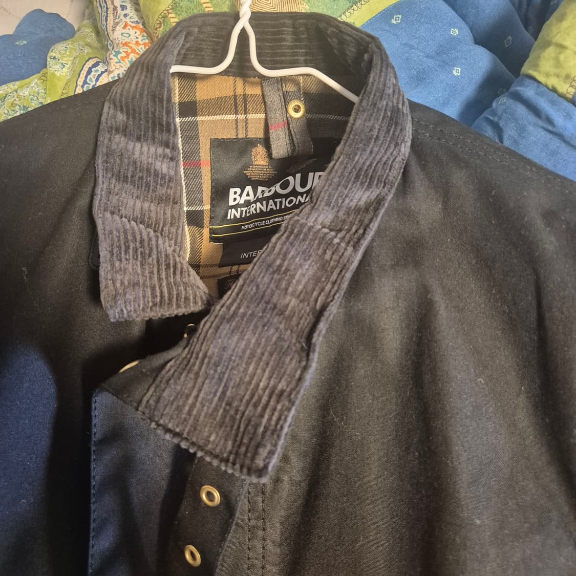 바버 인터내셔널 오리지널 왁스 자켓 (UK 38)-실착 5회, 본인 착샷 상품이미지9