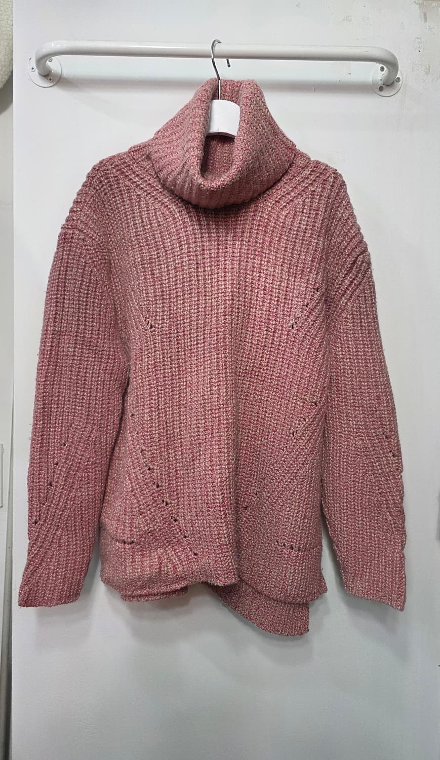 모조에스핀 여성 목폴라 니트 상품이미지1