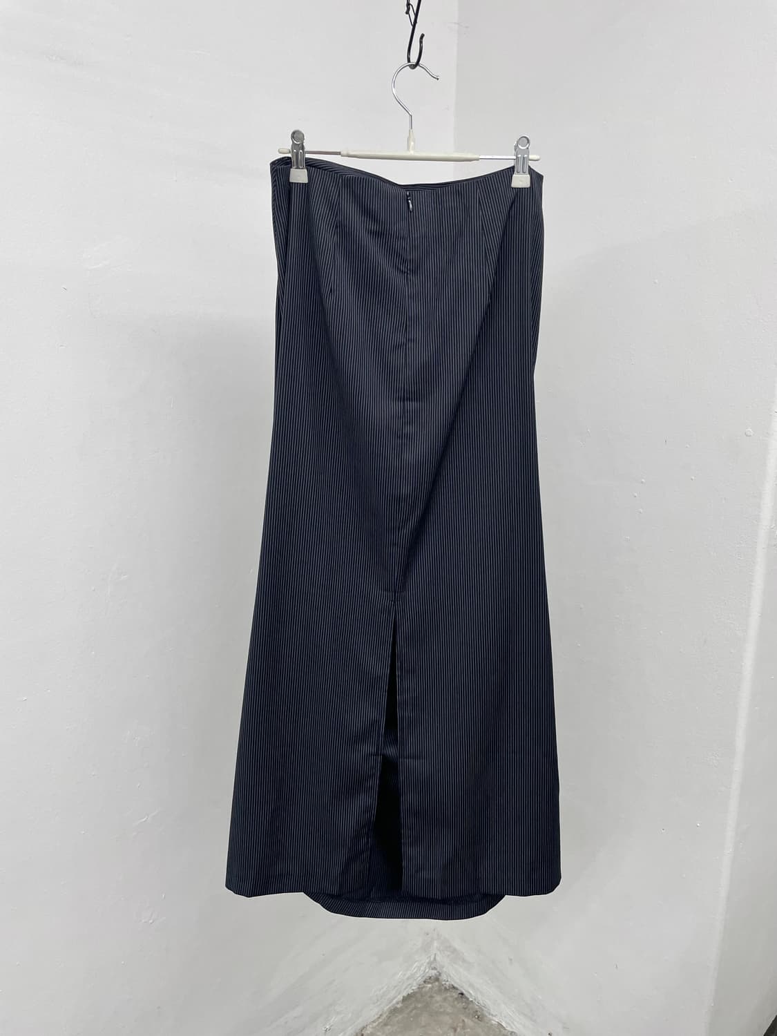 스트라이프 긱시크 핀턱 절개 롱 스커트  상품이미지7