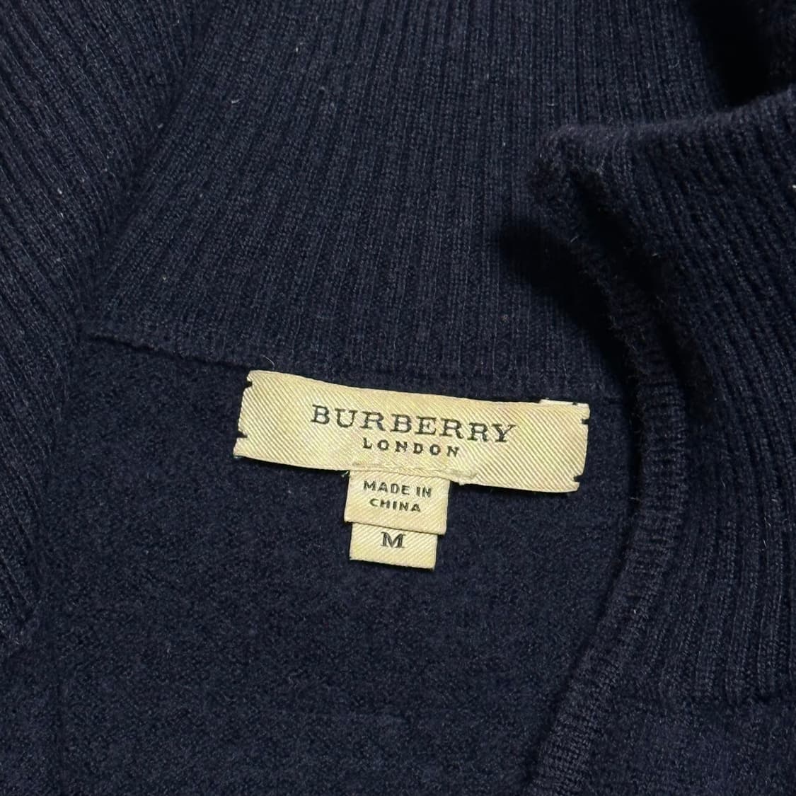 Burberry 런던 여성용 어깨 체크 배색 메리노울 네이비 반집업 니트 상품이미지3