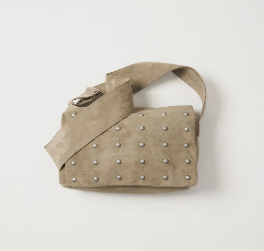 플리즈프로젝트 스터드 스웨이드 메신저백 샌드 상품이미지7