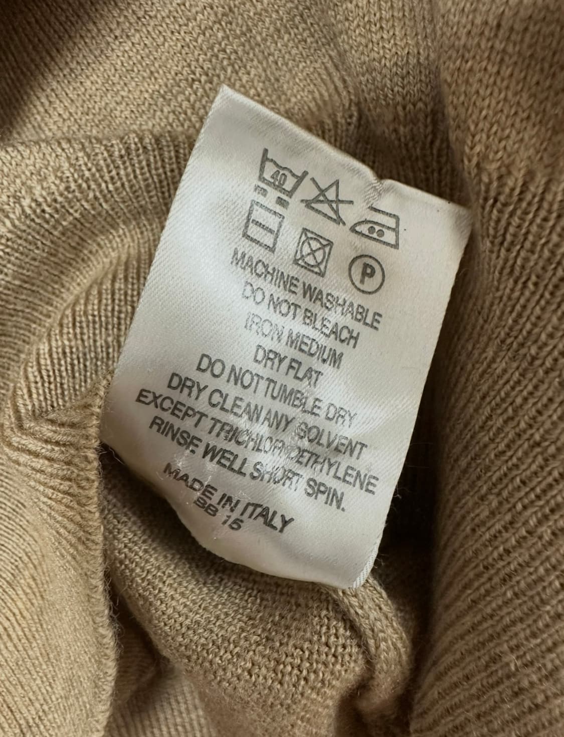 버버리 기마로고 카라넥 베이지 니트 상품이미지8