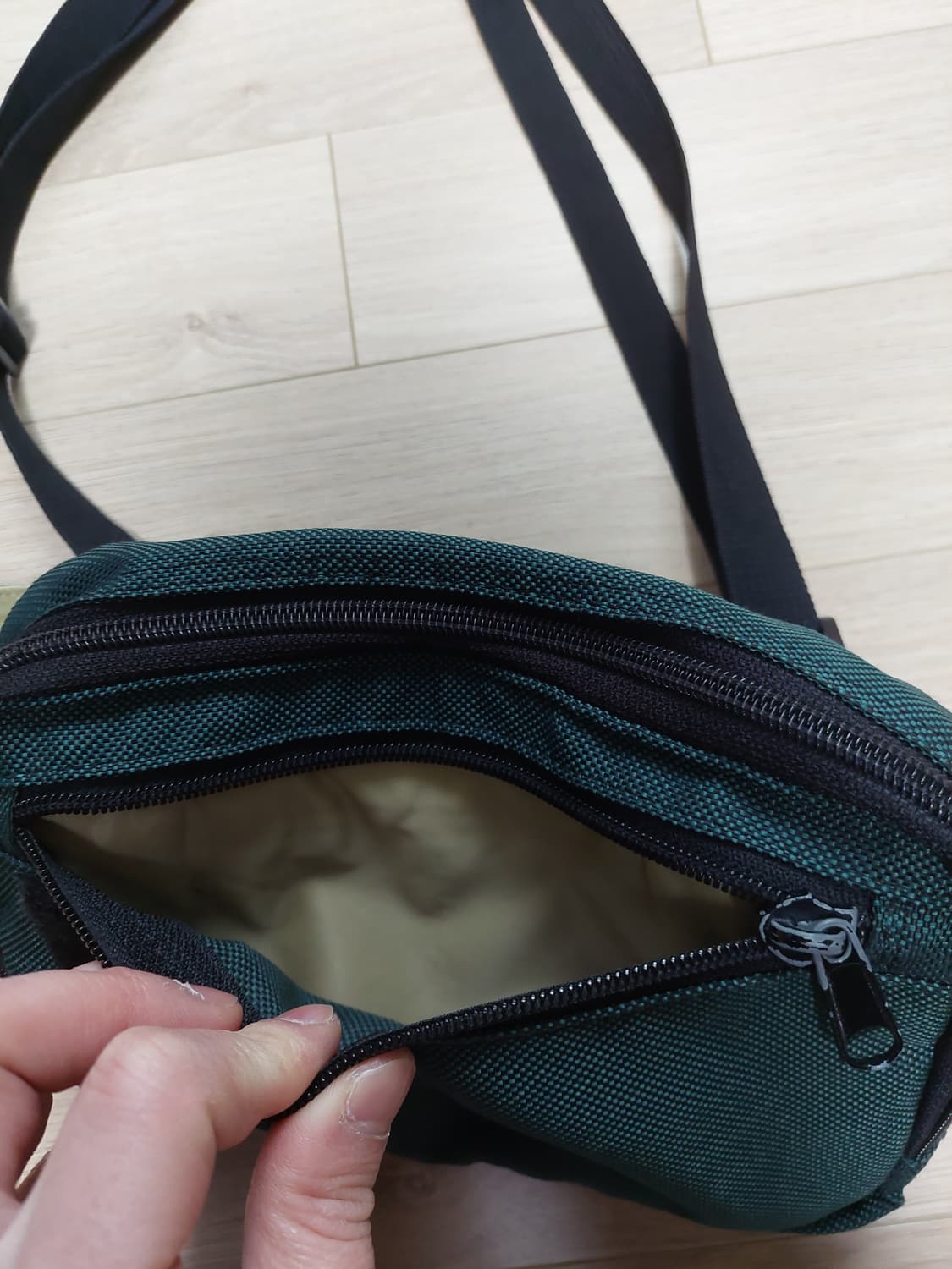 노스페이스 크로스백 상품이미지3