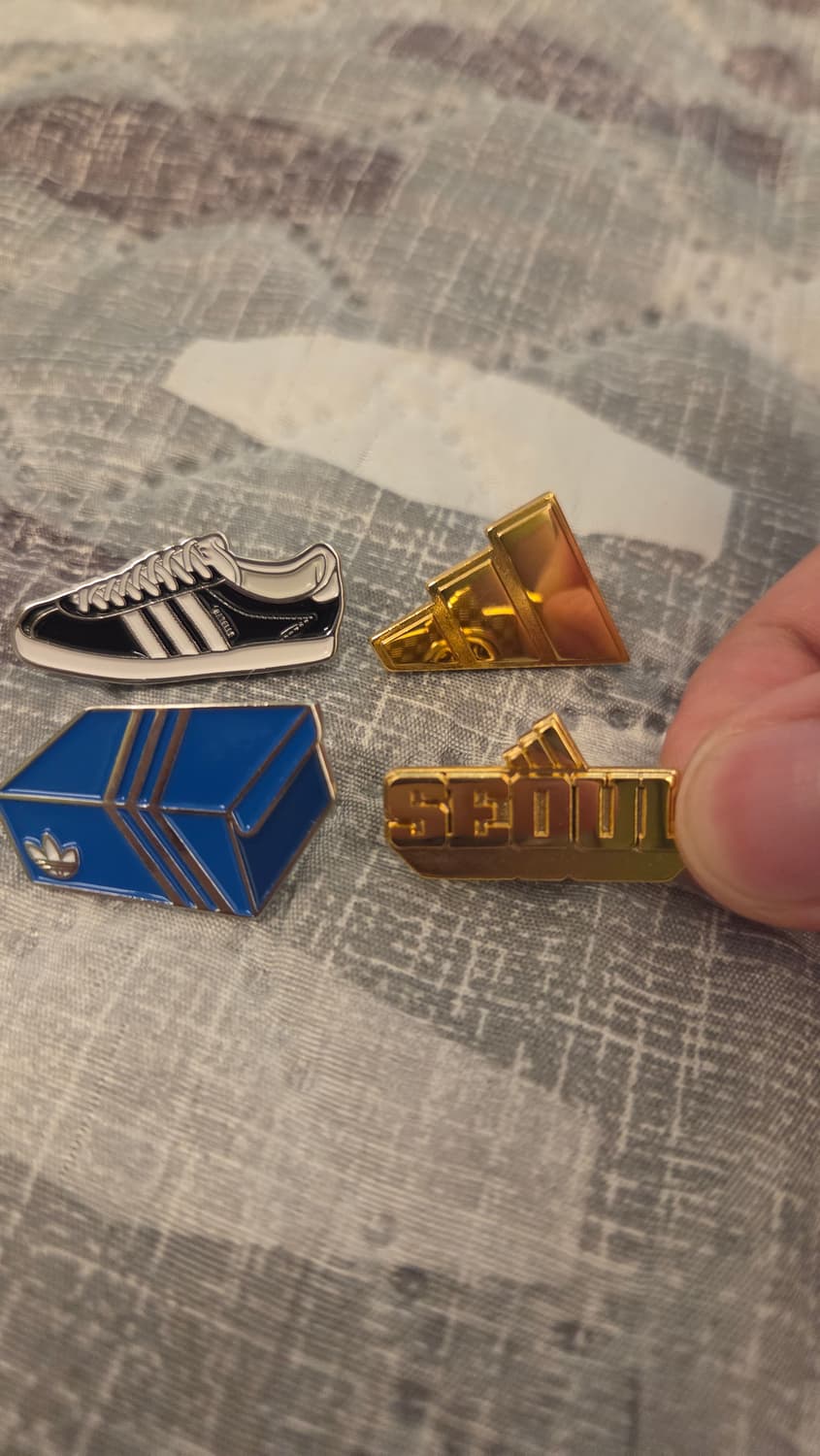 아디다스 뱃지 세트 상품이미지1