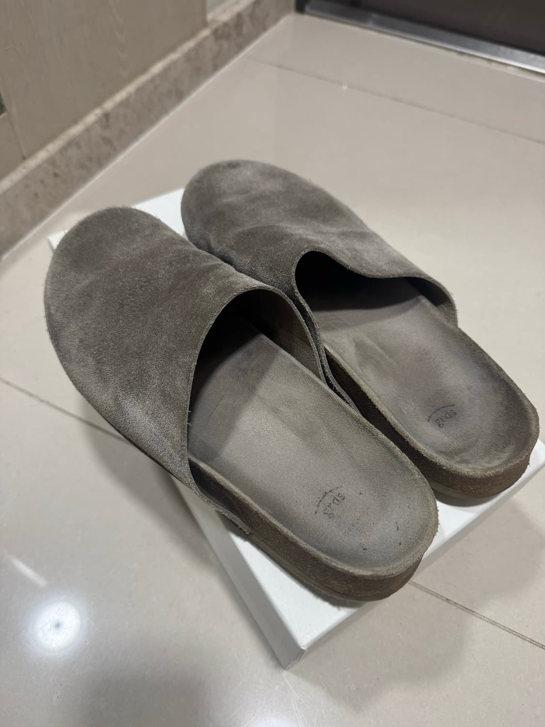 그라더스 슬라이드03 41/260 팝니다 상품이미지2