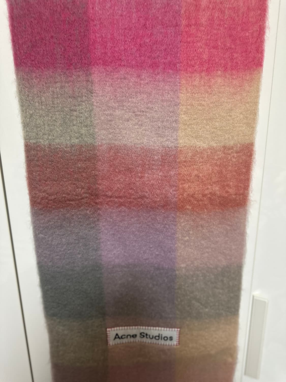 아크네 스튜디오 알파카모헤어울머플러 푸시아 남여공용 상품이미지3