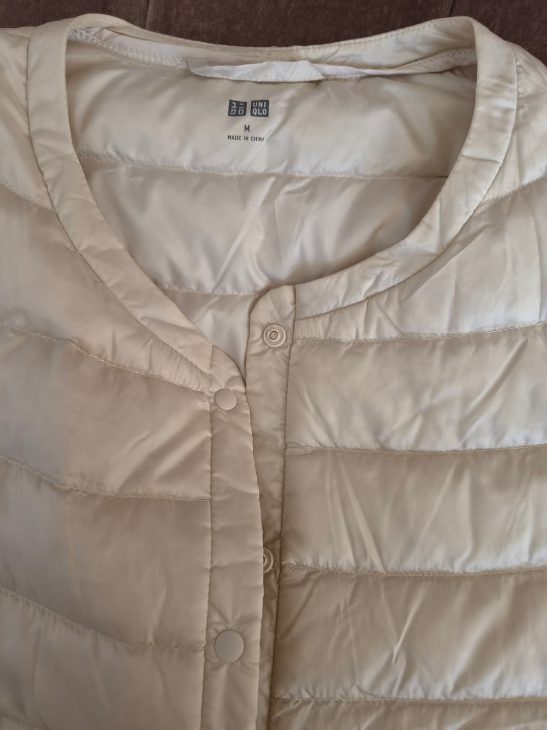 유니클로 여성 라운드경량패딩 M사이즈 상품이미지7