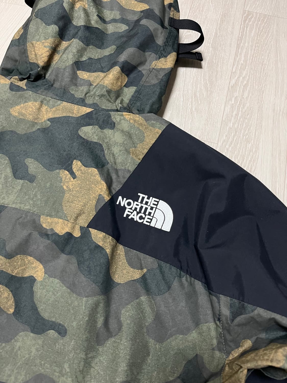 노스페이스 1994 레트로 마운틴 자켓 카모 L 상품이미지4