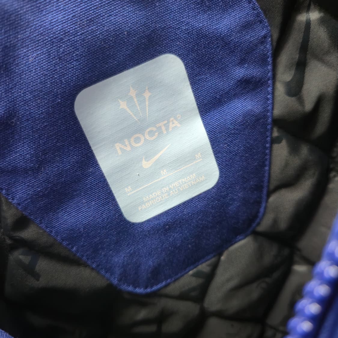 나이키 x 드레이크 녹타 x 카아르데로또모빌 레이싱 자켓 딥 로얄 블루 상품이미지3