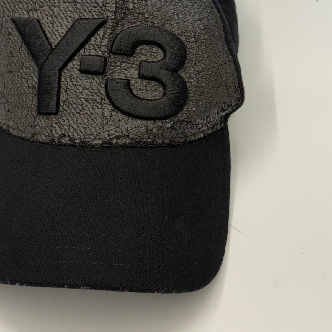 OS Y-3 블랙 볼캡 상품이미지1