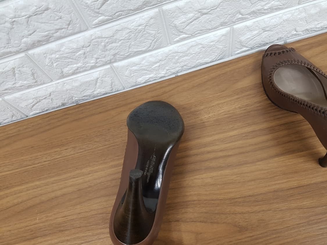 페라가모 토오픈 구두 245 (7반D) 상품이미지7