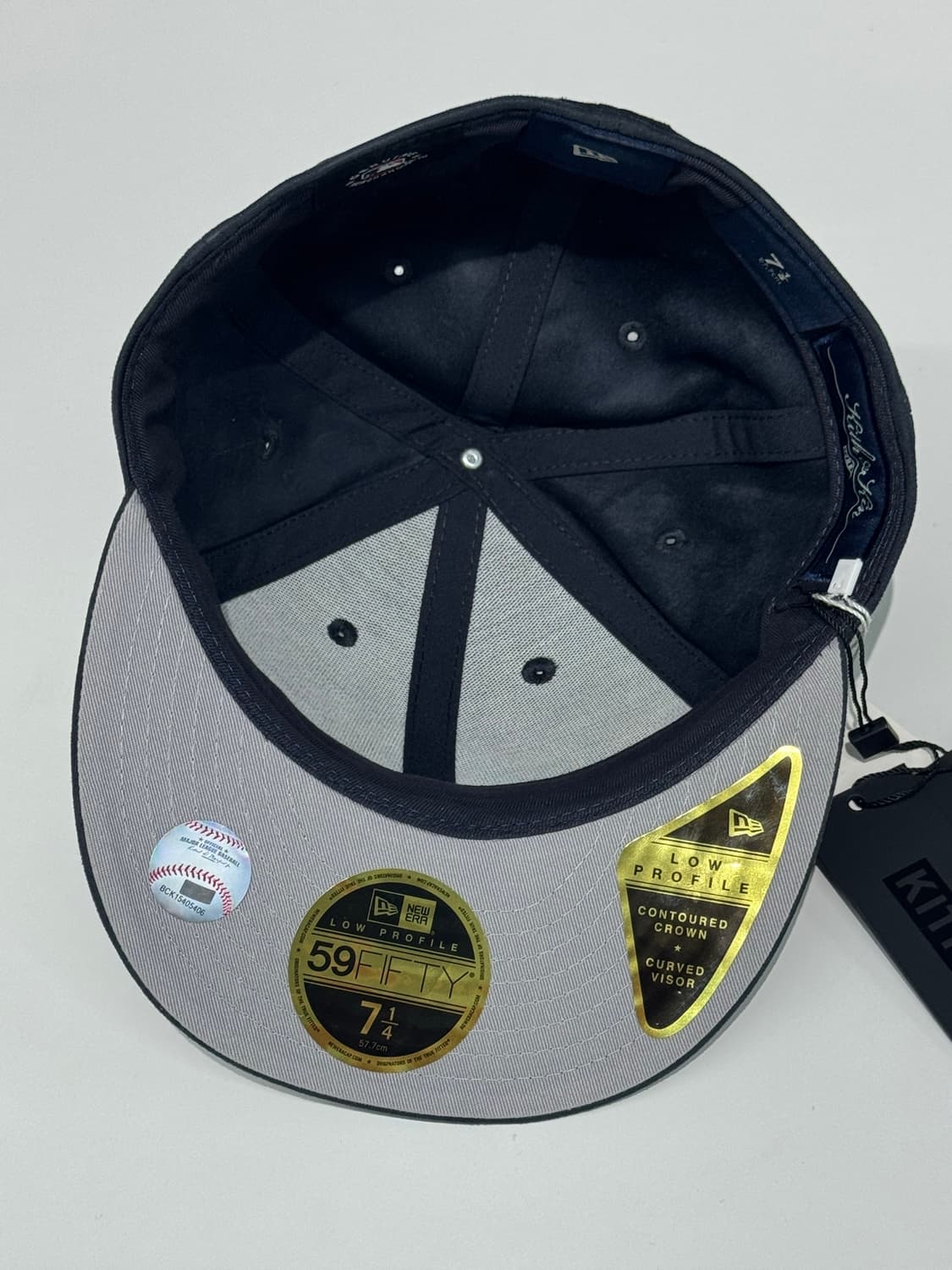 KITH X NEW ERA (키스 X 뉴에라) 체인스티치 스웨이드 캡 상품이미지4