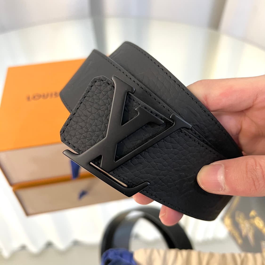 [정품] 루이비통 백화점판 신형 토뤼옹 LV 벨트 상품이미지2