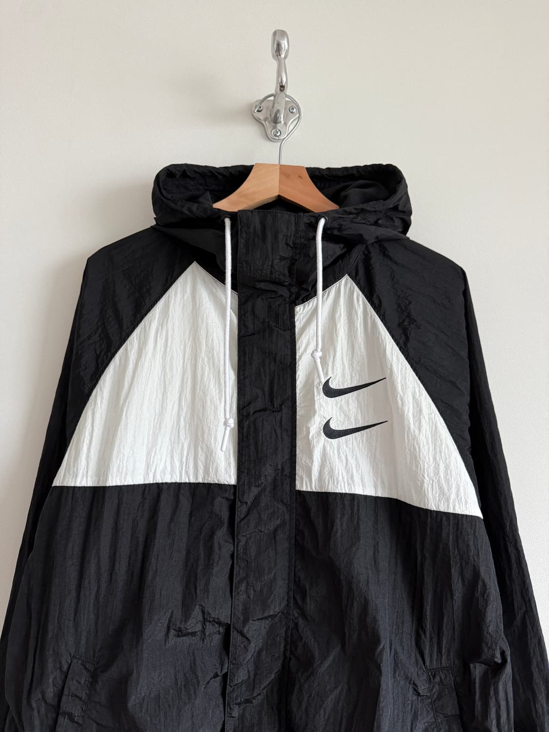 나이키(NIKE) 스우시 윈드브레이커 바람막이 상품이미지3