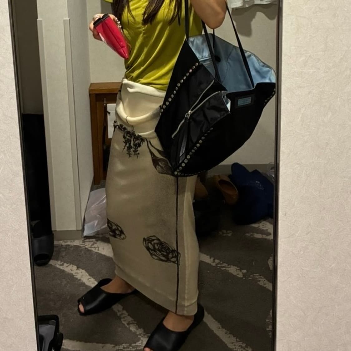 Prada Studded Nylon Etiquette Tote Black 상품이미지7