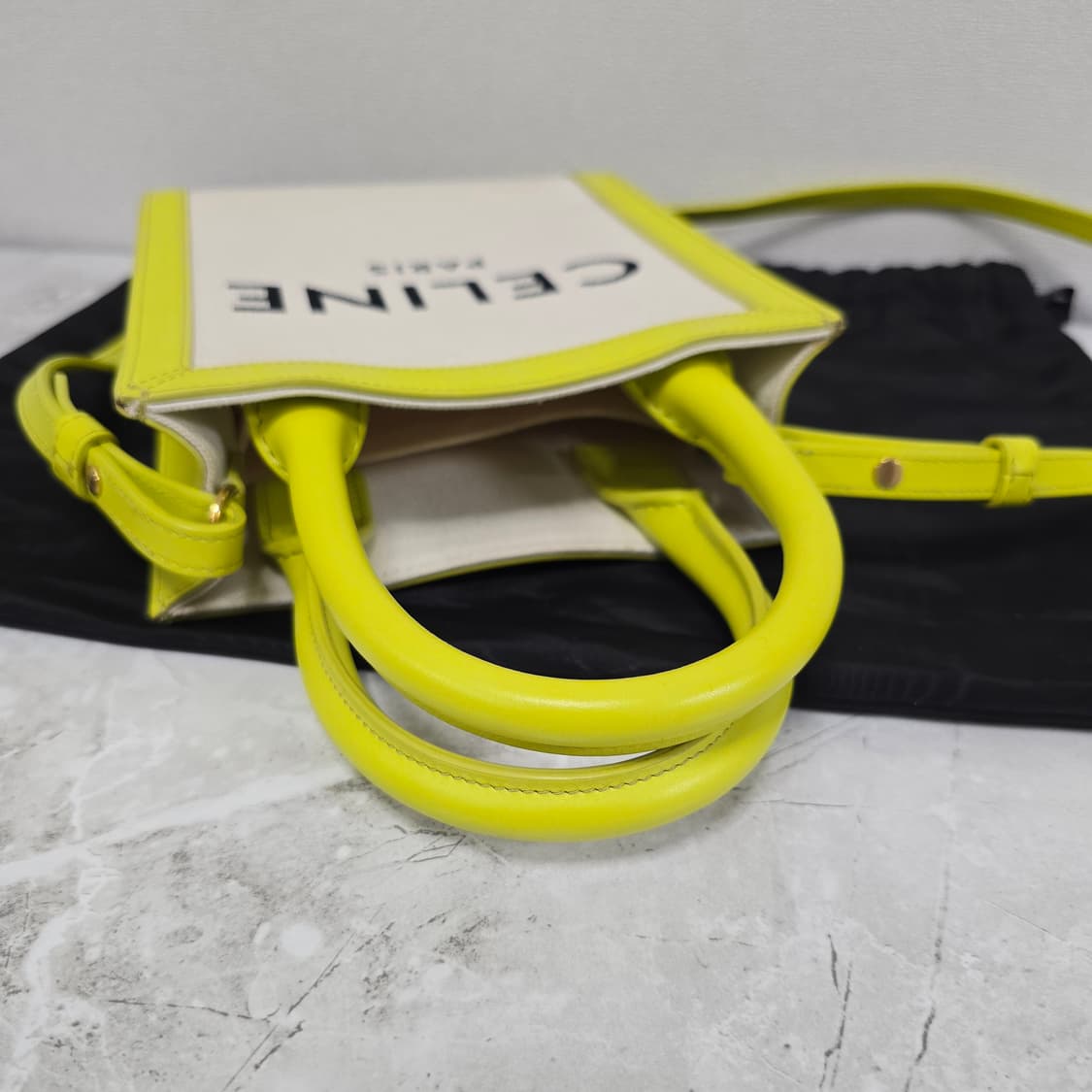 셀린느 카바스백 미니 판매 상품이미지3