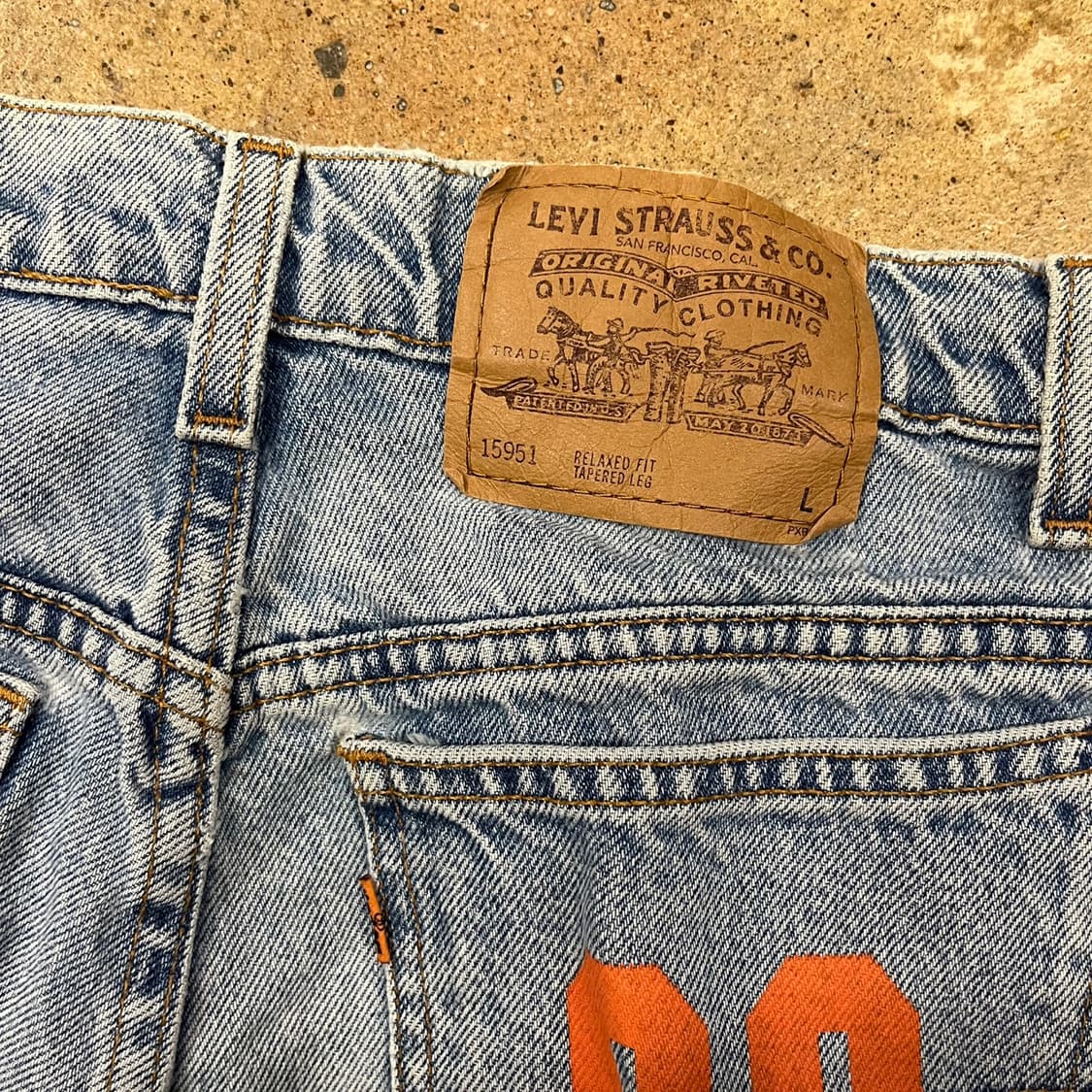 [정품/L] 리바이스 미키마우스 데님 청반바지 b15 상품이미지4