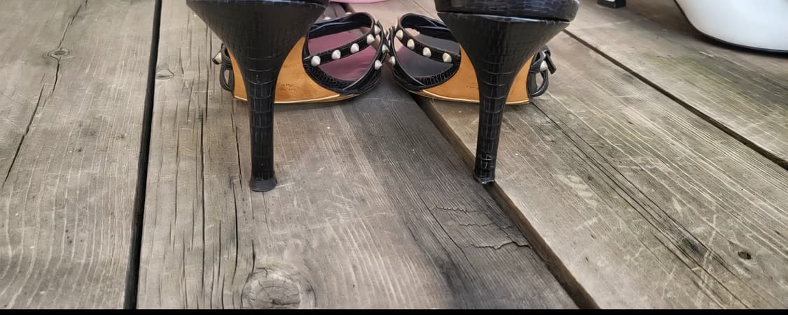 DSQUARED2 리얼가죽 스터드 힐 36 상품이미지3