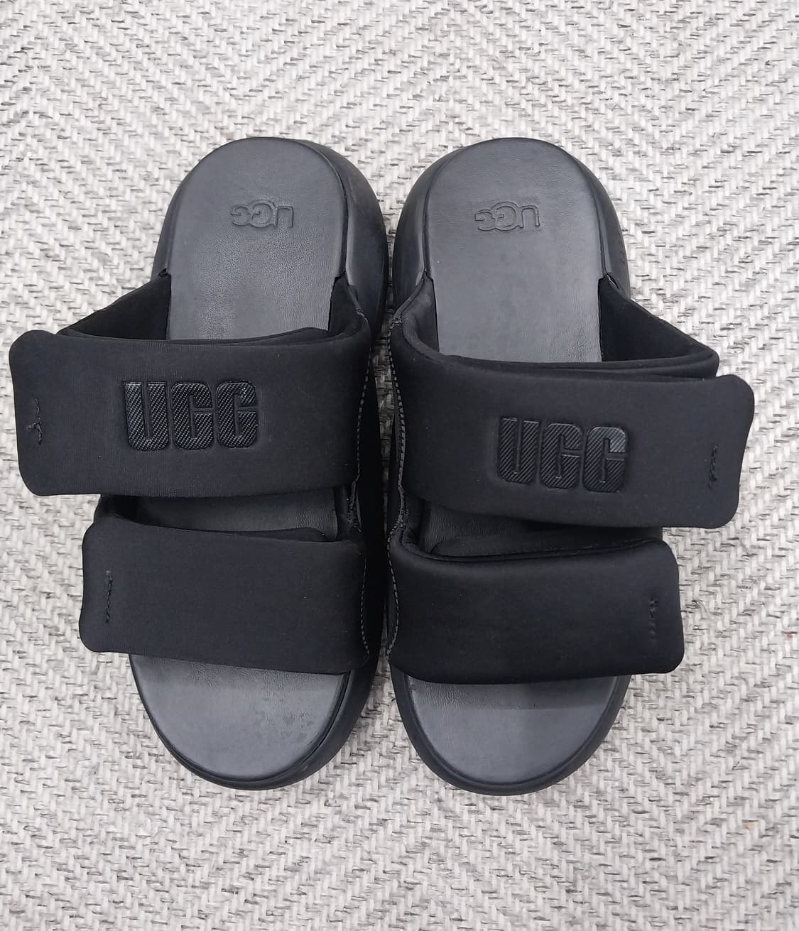 UGG LA 알토 블랙 플랫폼 슬리퍼 37사이즈 상품이미지2