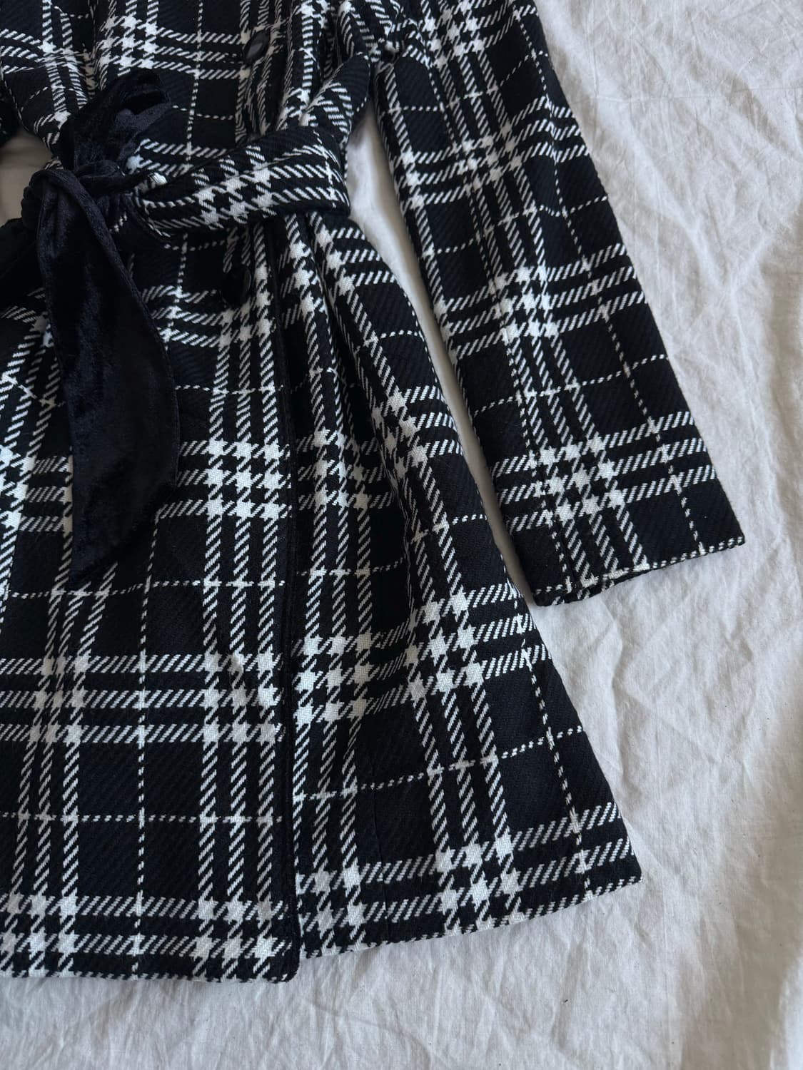 블랙 캐캐체 로걀 오네갸루 하운드 체크 롱 코트  상품이미지3