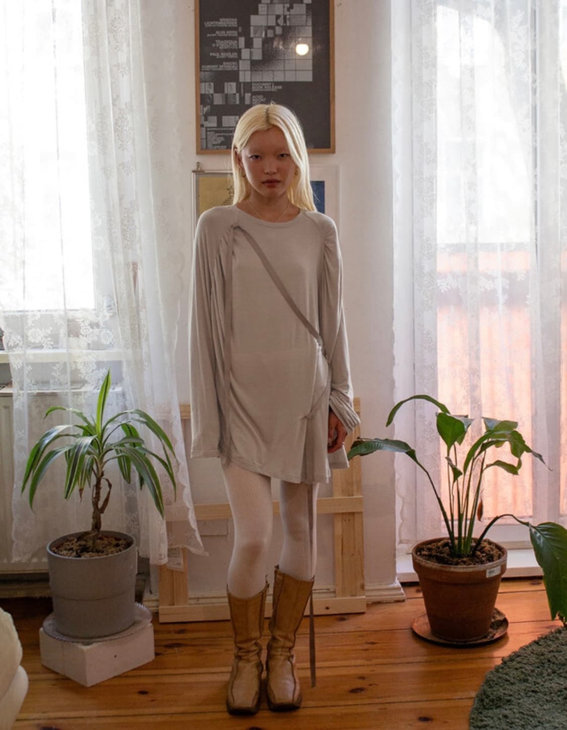 Shirring Strap Jersey in Beige 새상품 레이어드 상품이미지3